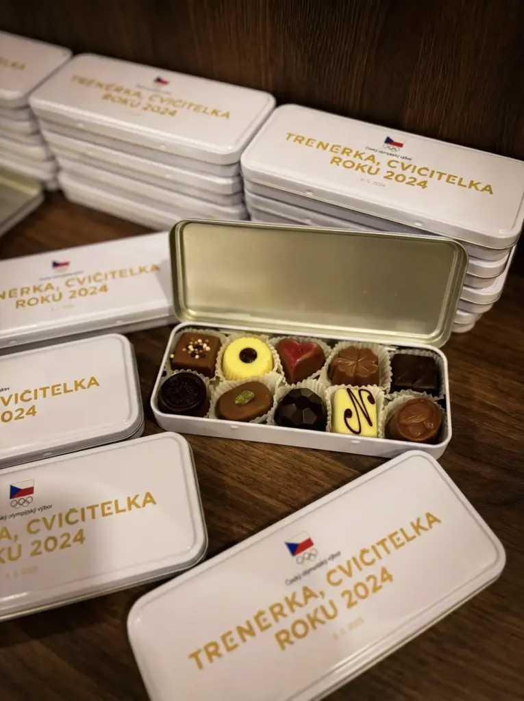 Širokoúhlá ukázka zakázky COV